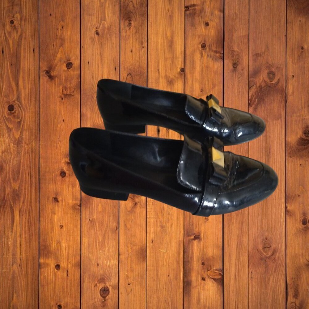 Michael Michael Kors Women’s Size 7.5M Caroline Black Patent Leather Loafers Bow